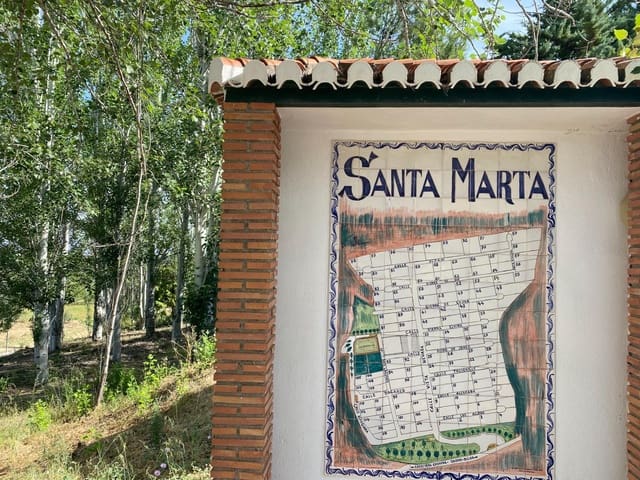 Building Plot for sale in Gójar - € 80,000 (Ref: 9876620)