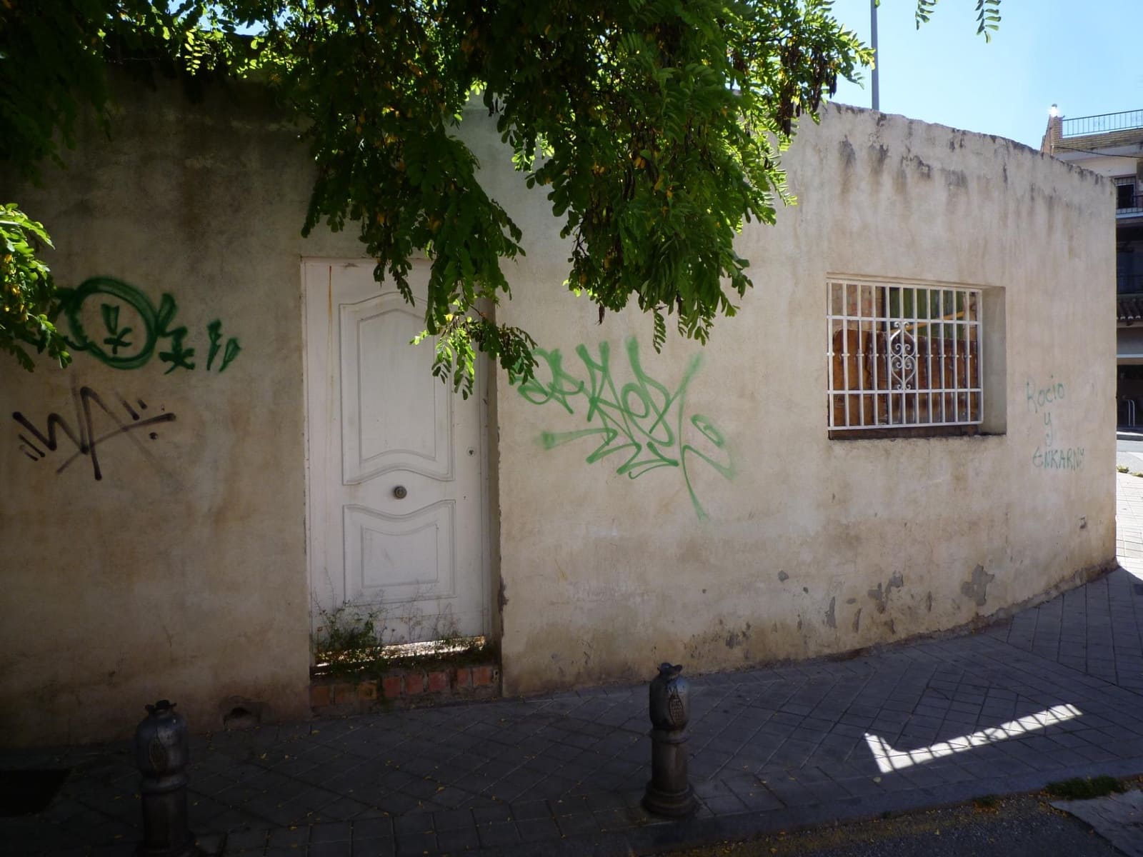 Building Plot for sale in Granada city - € 49,000 (Ref: 9876621)