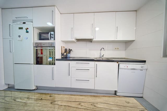 4 sypialnia Mieszkanie na sprzedaż w Centro - Sagrario, Miasto Grenada z garażem - 430 000 € (Ref: 9879017)