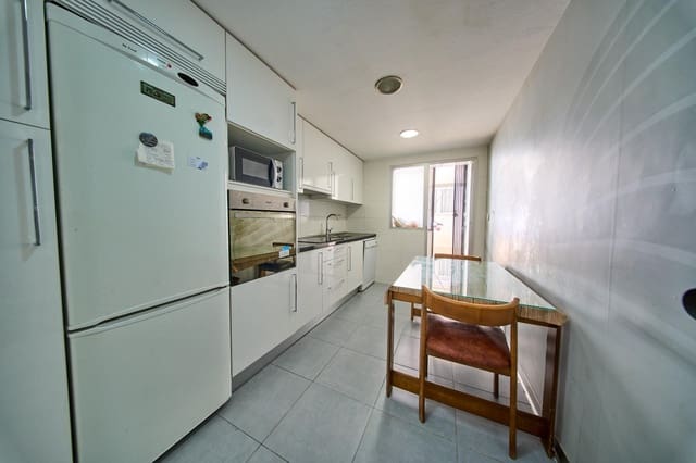 4 sypialnia Mieszkanie na sprzedaż w Centro - Sagrario, Miasto Grenada z garażem - 430 000 € (Ref: 9879017)