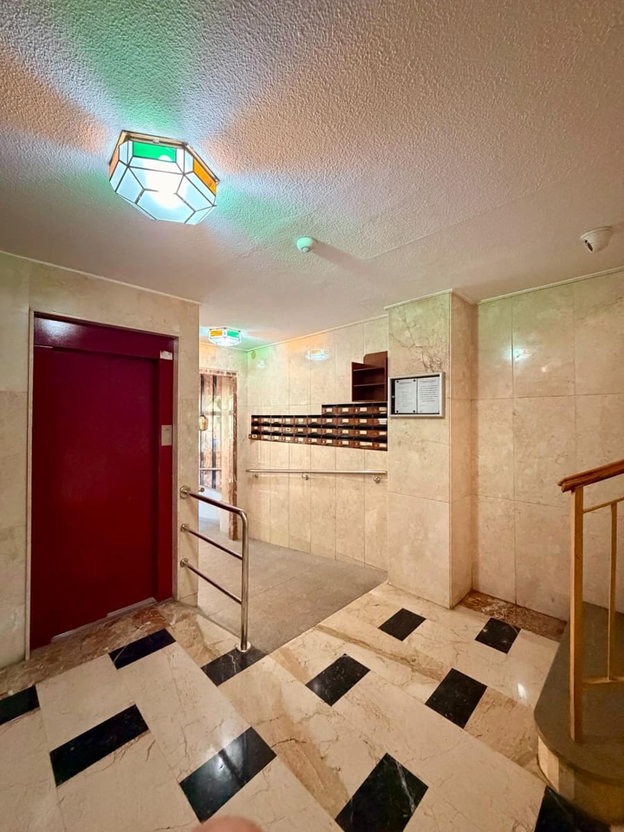 3 soveværelse Lejlighed til salg i Granada by - € 230.000 (Ref: 9882092)