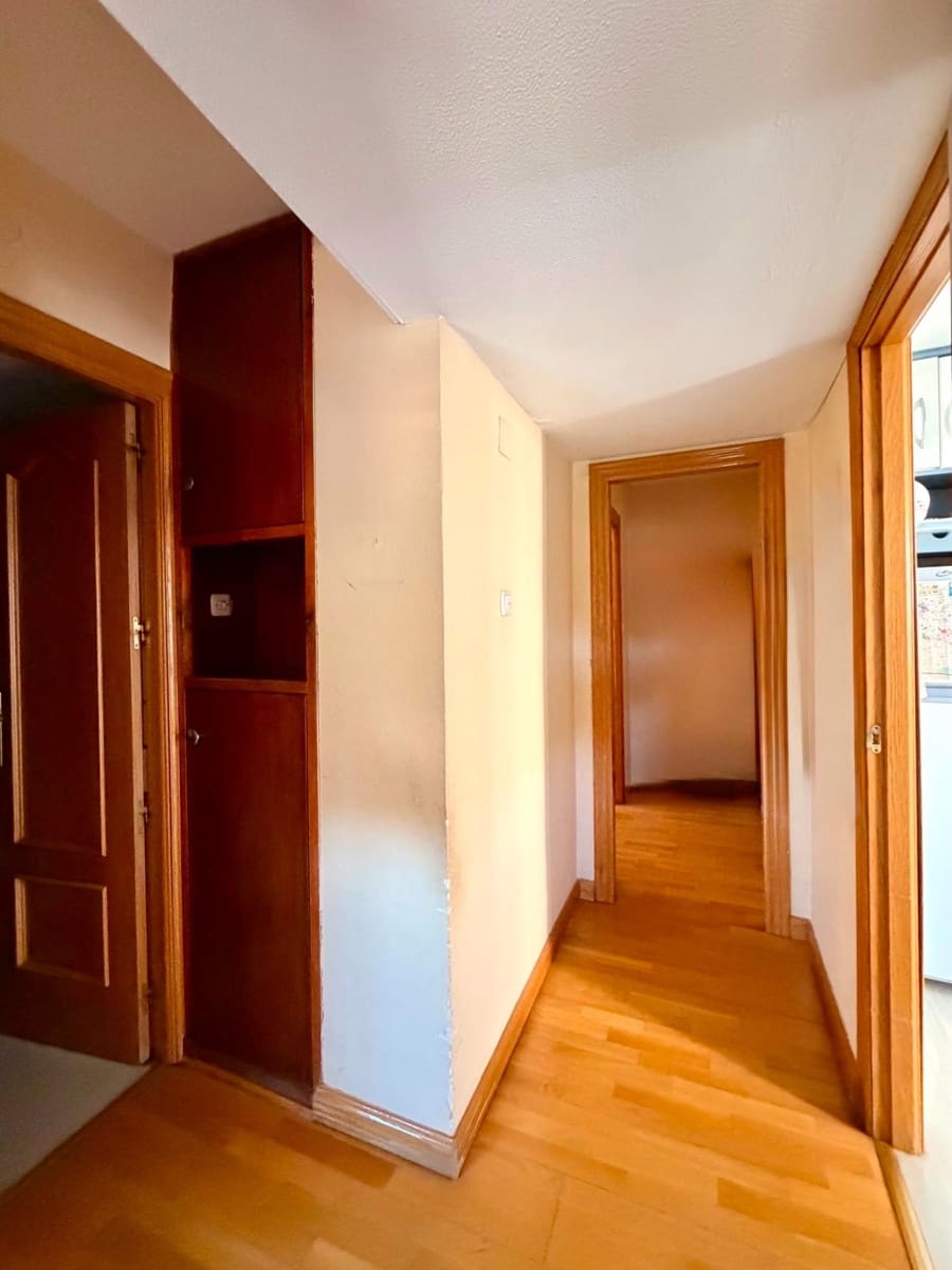 3 soveværelse Lejlighed til salg i Granada by - € 230.000 (Ref: 9882092)