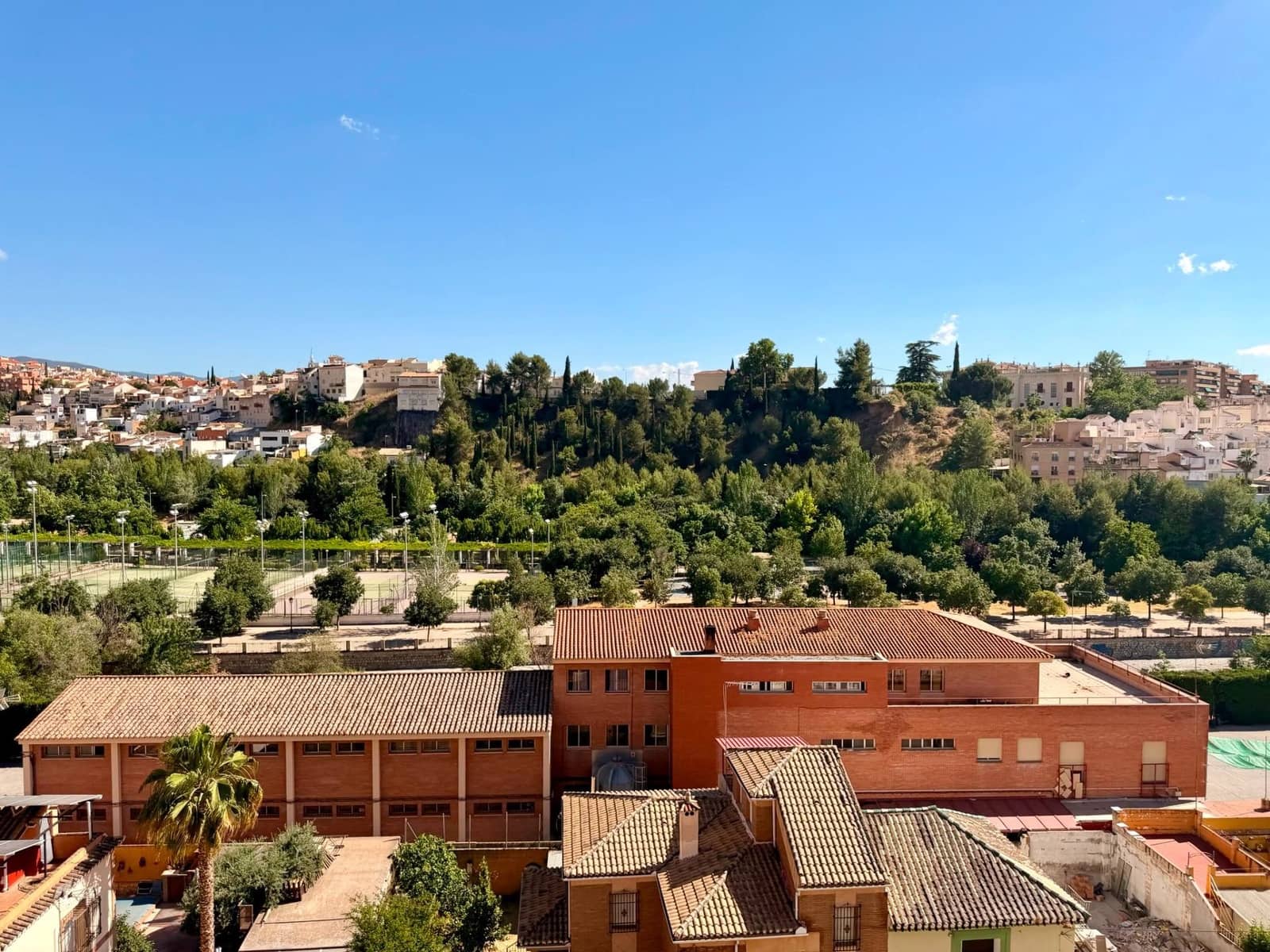 3 soveværelse Lejlighed til salg i Granada by - € 230.000 (Ref: 9882092)