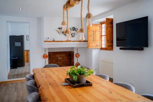 7 bedroom Villa for sale in Huescar with garage - € 649,000 (Ref: 9889008)