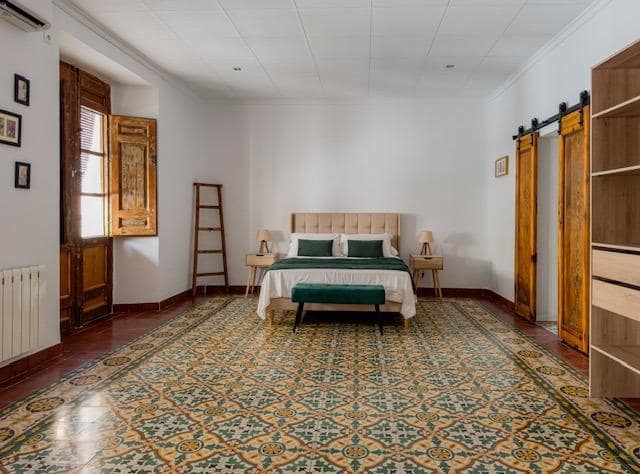 7 bedroom Villa for sale in Huescar with garage - € 649,000 (Ref: 9889008)