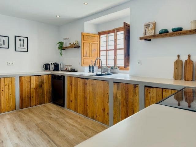 7 bedroom Villa for sale in Huescar with garage - € 649,000 (Ref: 9889008)