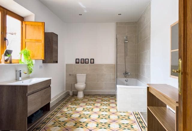 7 bedroom Villa for sale in Huescar with garage - € 649,000 (Ref: 9889008)