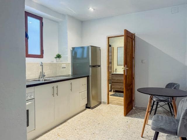 7 bedroom Villa for sale in Huescar with garage - € 649,000 (Ref: 9889008)