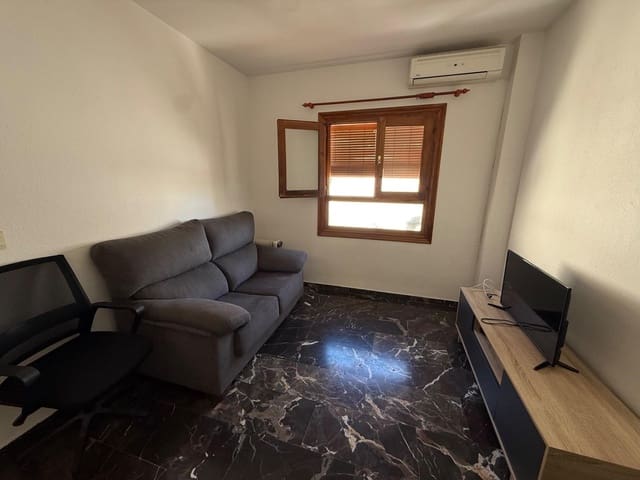 1 sovrum Lägenhet att hyra i Granada stad - 630 € (Ref: 9890568)