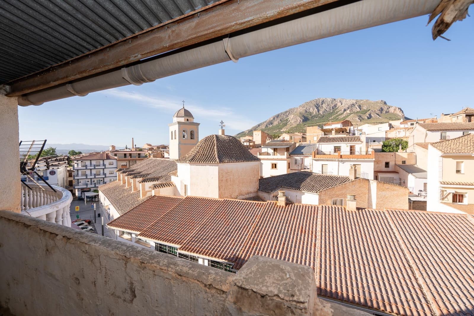 Reihenhaus zu verkaufen in Zujar - 75.000 € (Ref: 9890569)