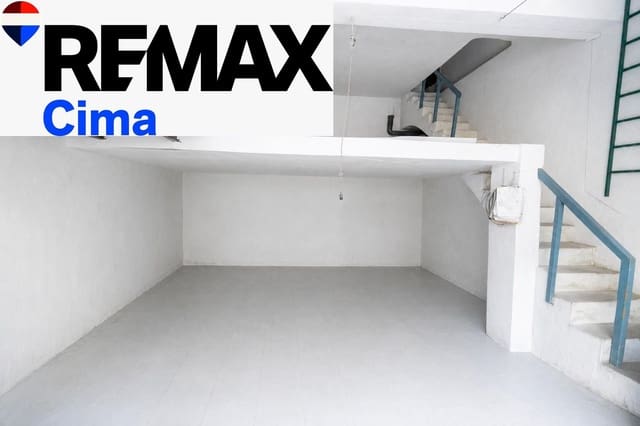Adosado en Zújar en venta - 69.900 € (Ref: 9890569)