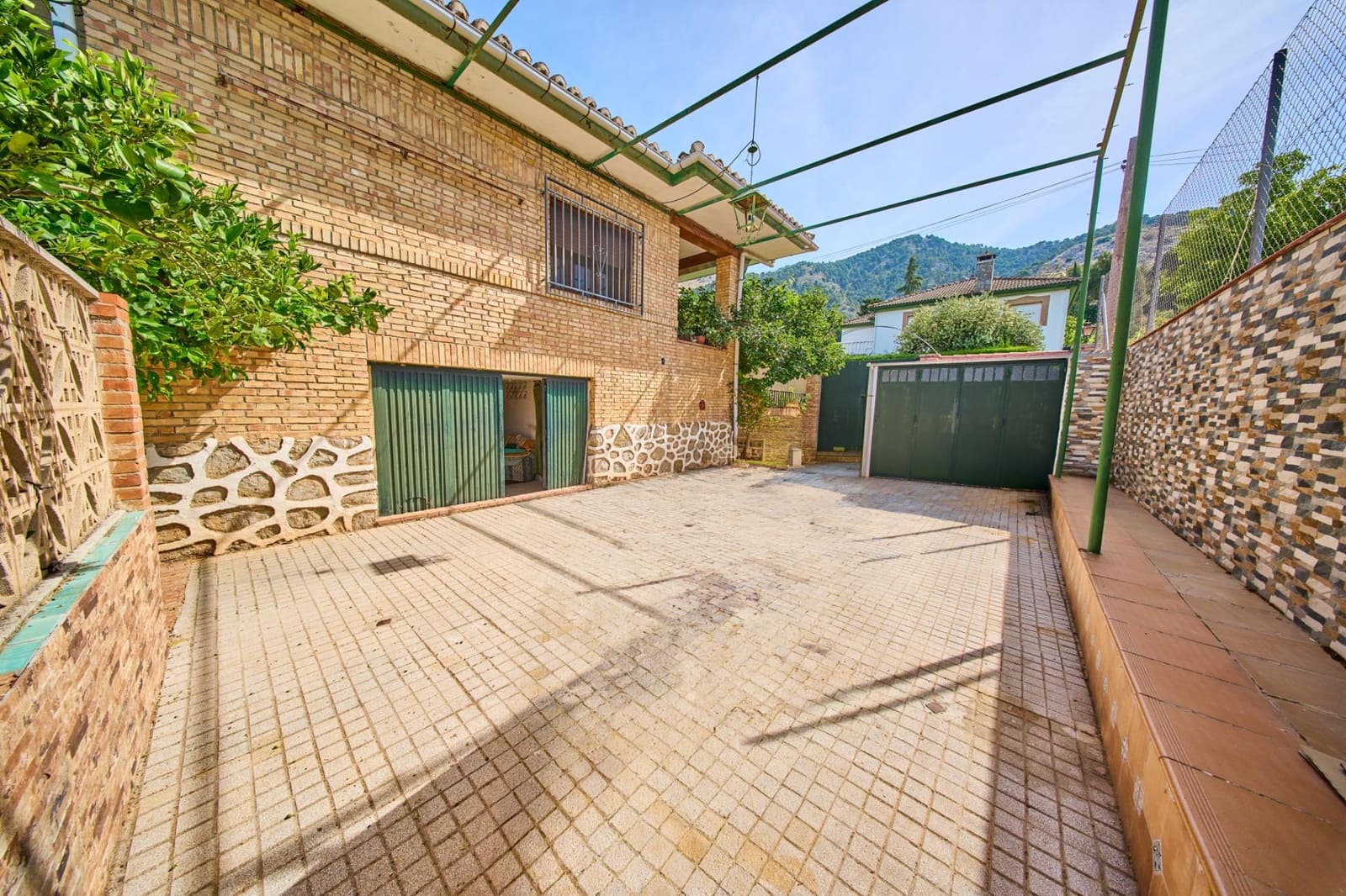 4 camera da letto Villa in vendita in Alfacar con piscina garage - 295.000 € (Rif: 9890570)