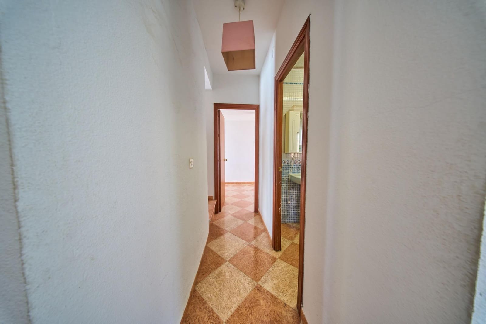 5 sovrum Radhus till salu i Granada stad - 298 000 € (Ref: 9892550)