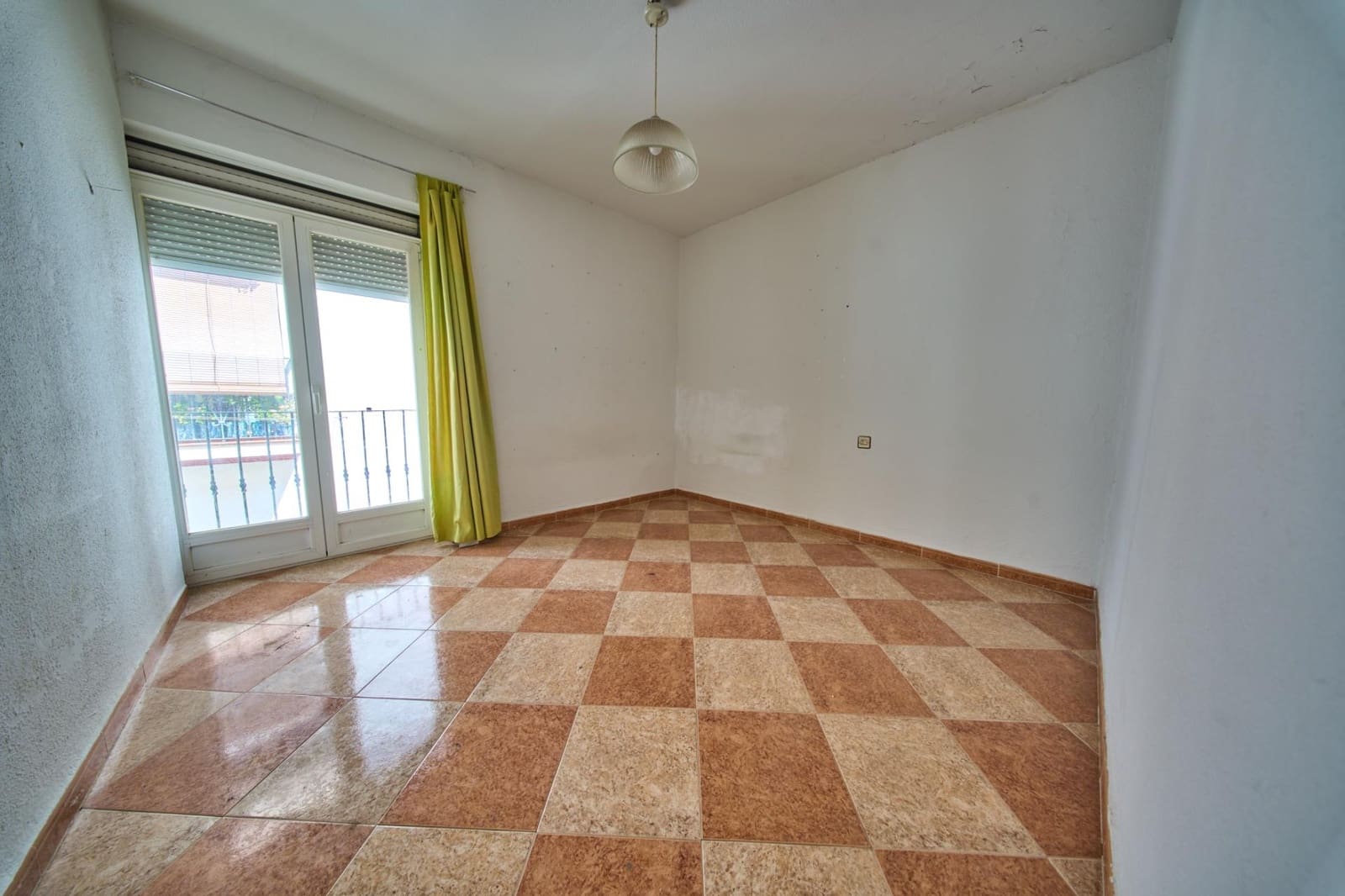 5 sovrum Radhus till salu i Granada stad - 298 000 € (Ref: 9892550)