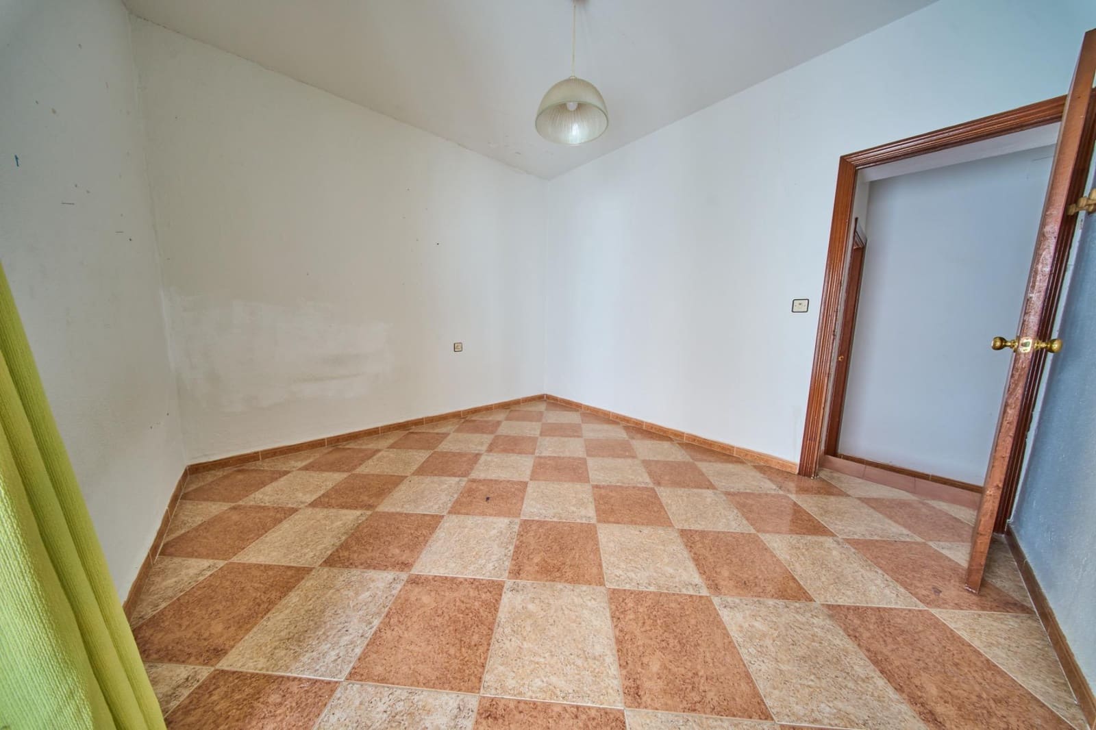 5 sovrum Radhus till salu i Granada stad - 298 000 € (Ref: 9892550)