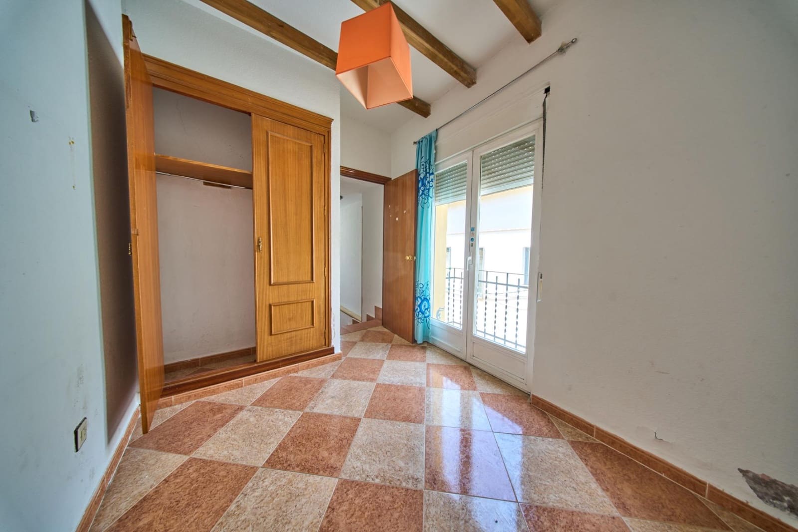 5 sovrum Radhus till salu i Granada stad - 298 000 € (Ref: 9892550)