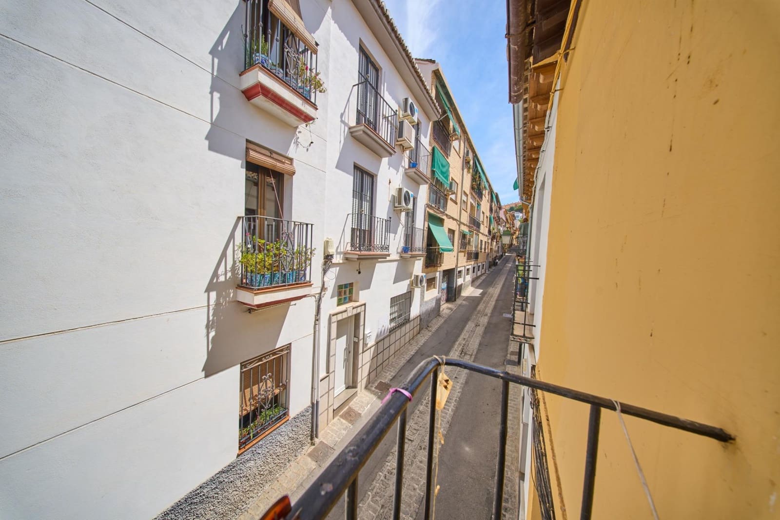 5 sovrum Radhus till salu i Granada stad - 298 000 € (Ref: 9892550)