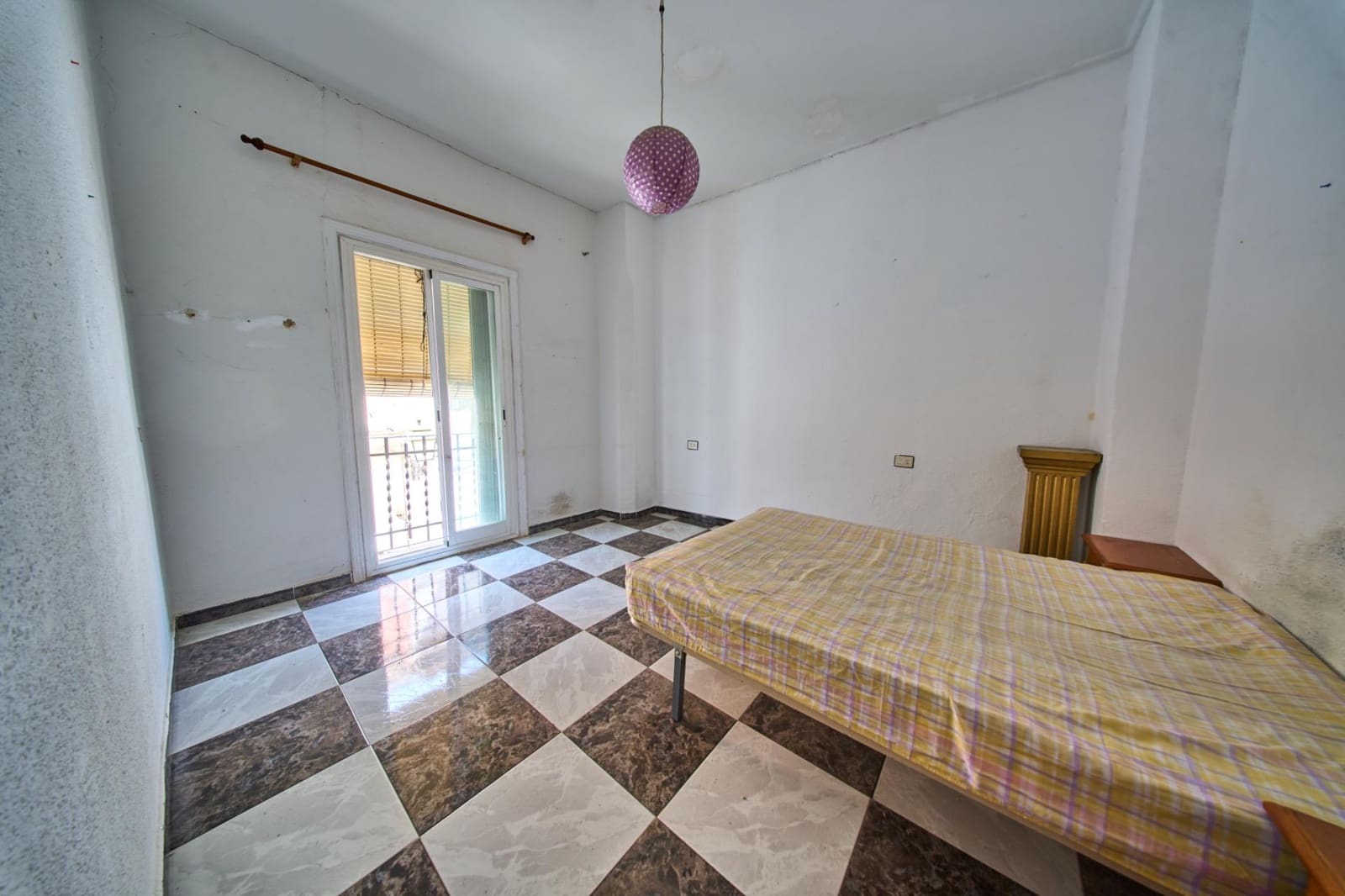 5 sovrum Radhus till salu i Granada stad - 298 000 € (Ref: 9892550)