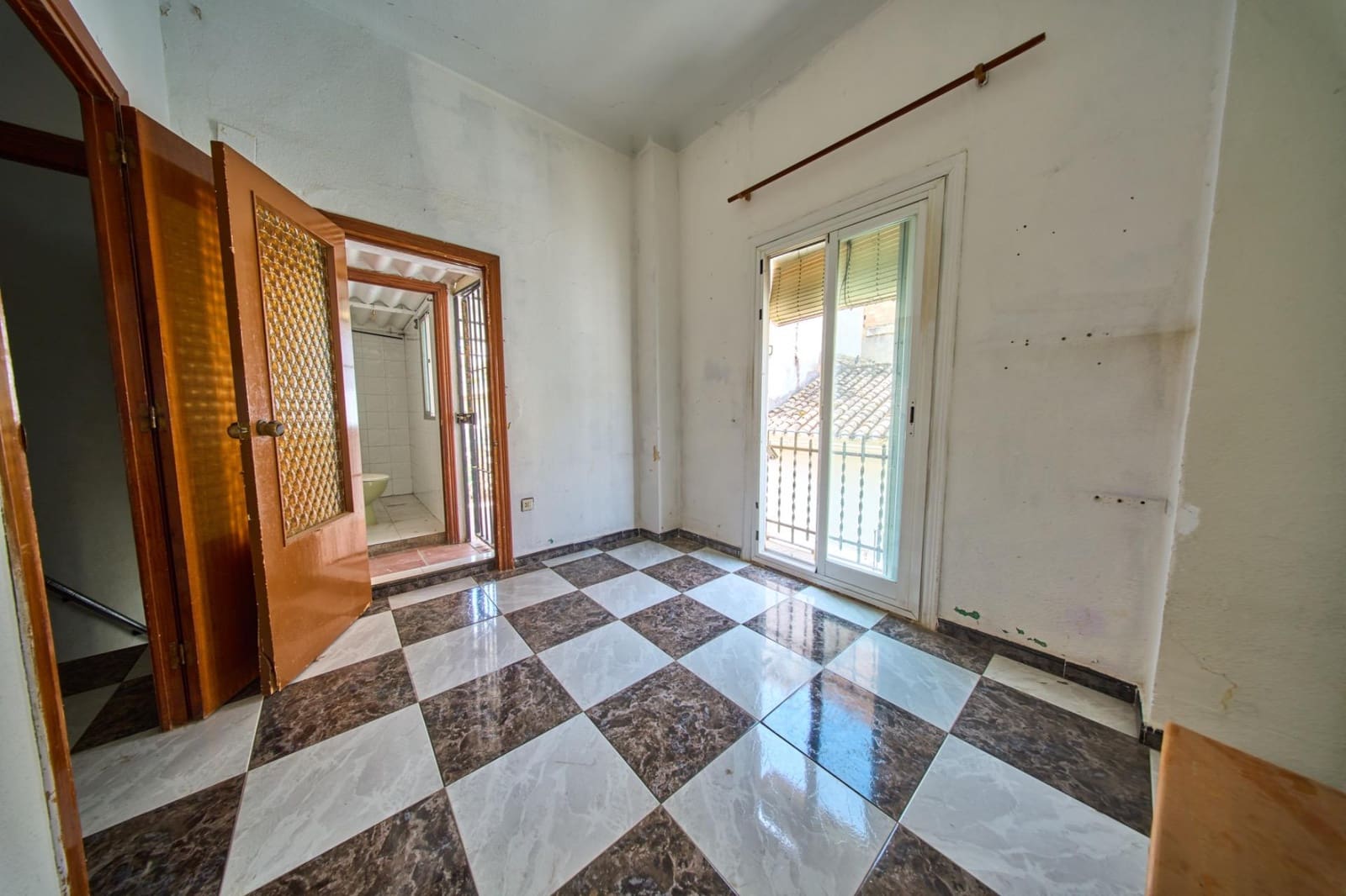 5 sovrum Radhus till salu i Granada stad - 298 000 € (Ref: 9892550)