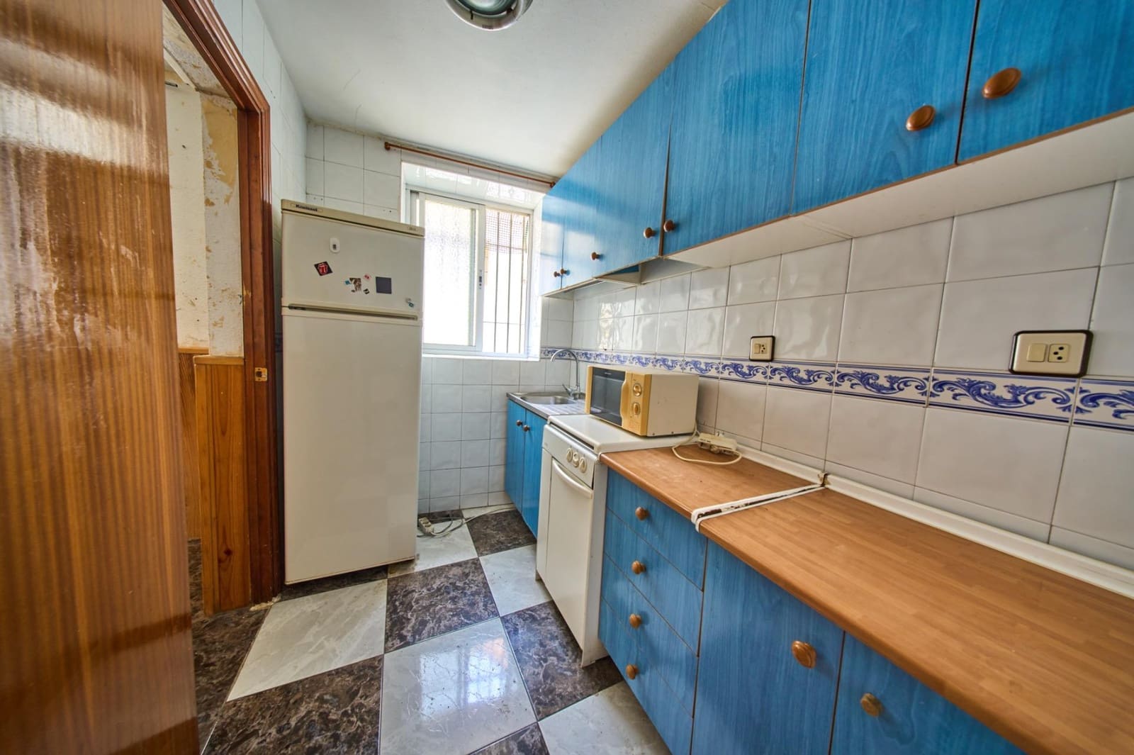 5 sovrum Radhus till salu i Granada stad - 298 000 € (Ref: 9892550)