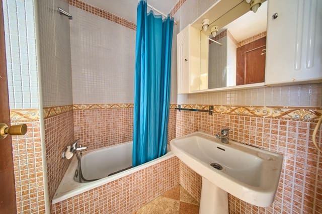 5 sovrum Radhus till salu i Granada stad - 298 000 € (Ref: 9892550)