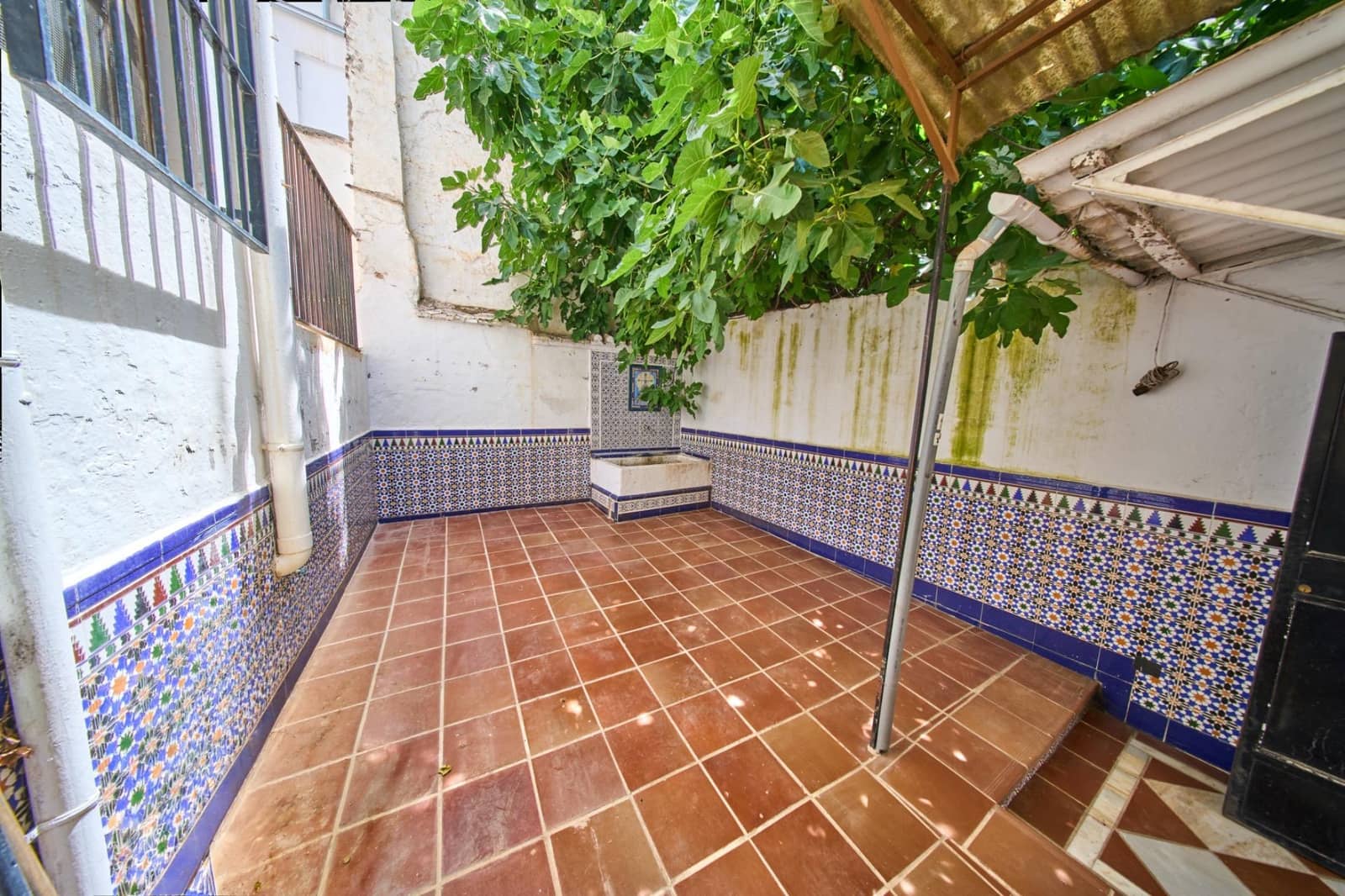 5 sovrum Radhus till salu i Granada stad - 298 000 € (Ref: 9892550)