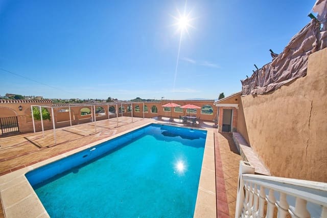 3 bedroom Villa for sale in Nívar with pool garage - € 370,000 (Ref: 9894080)