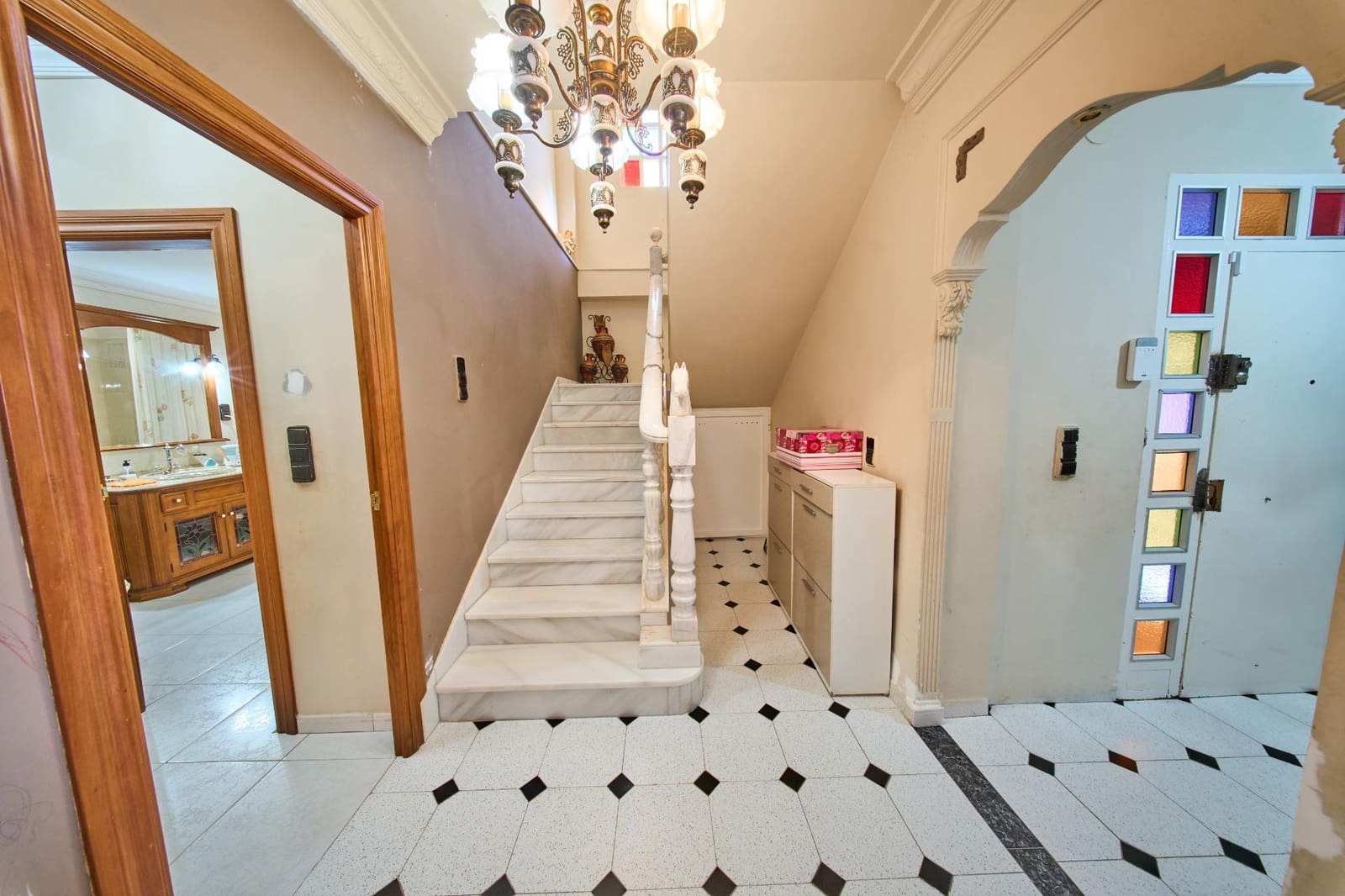 3 bedroom Villa for sale in Nivar with pool garage - € 370,000 (Ref: 9894080)