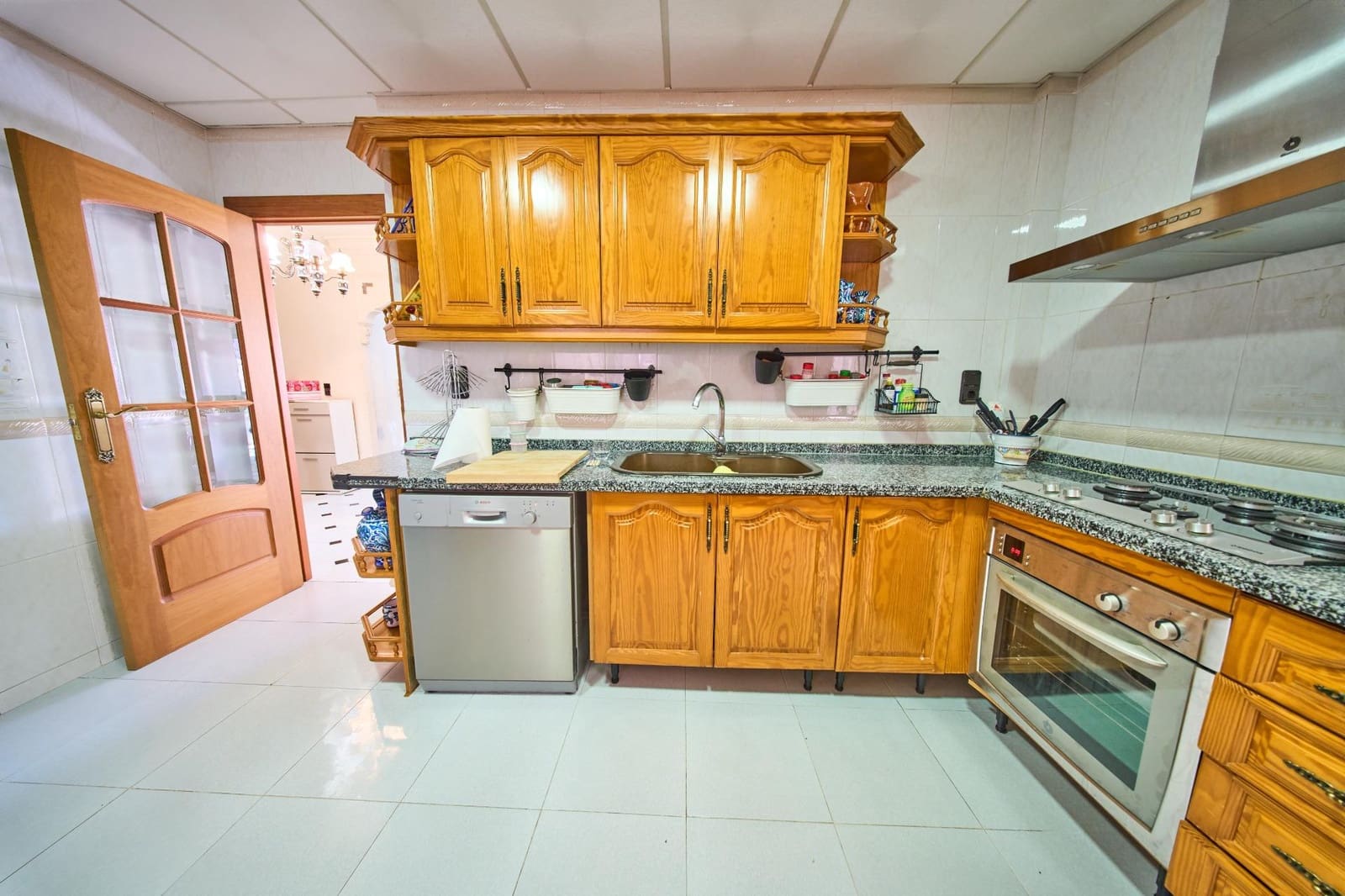 3 bedroom Villa for sale in Nivar with pool garage - € 370,000 (Ref: 9894080)