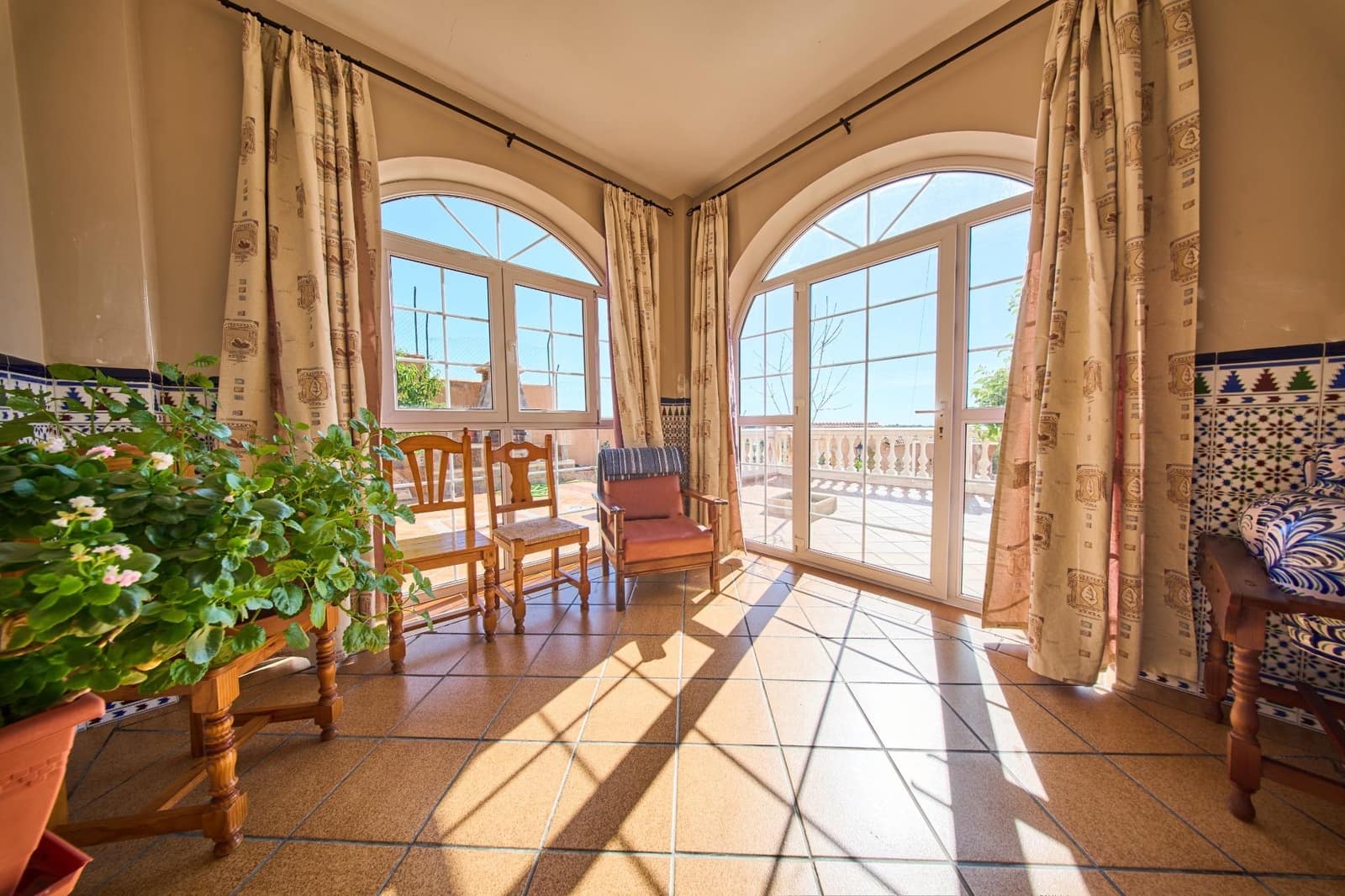 3 bedroom Villa for sale in Nivar with pool garage - € 370,000 (Ref: 9894080)