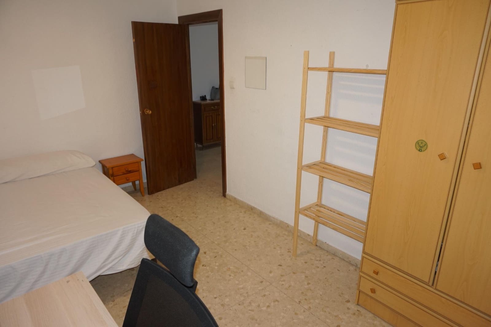 Appartement de 3 chambres à louer à Grenade ville - 1 200 € (Ref: 9894081)