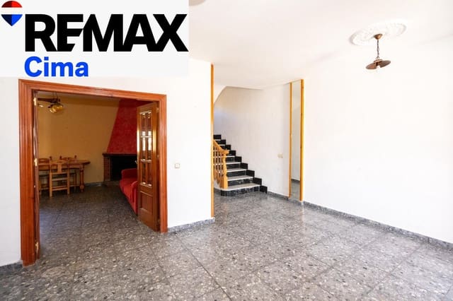 3 makuuhuone Omakotitalo myytävänä paikassa Baza mukana 
autotalli - 95 000 € (Ref: 9896523)