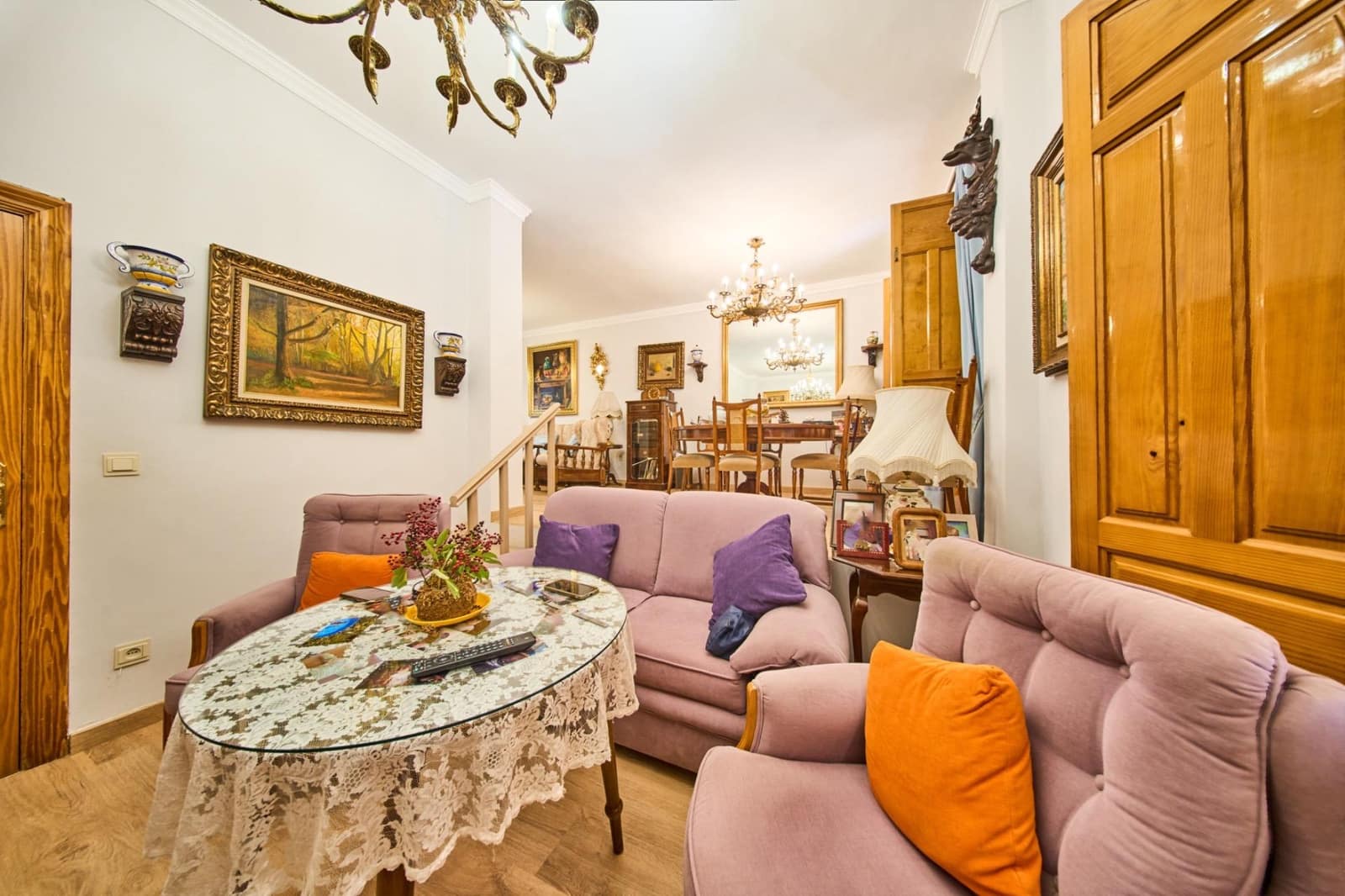 6 bedroom Villa for sale in Granada city with garage - € 1,100,000 (Ref: 9904169)