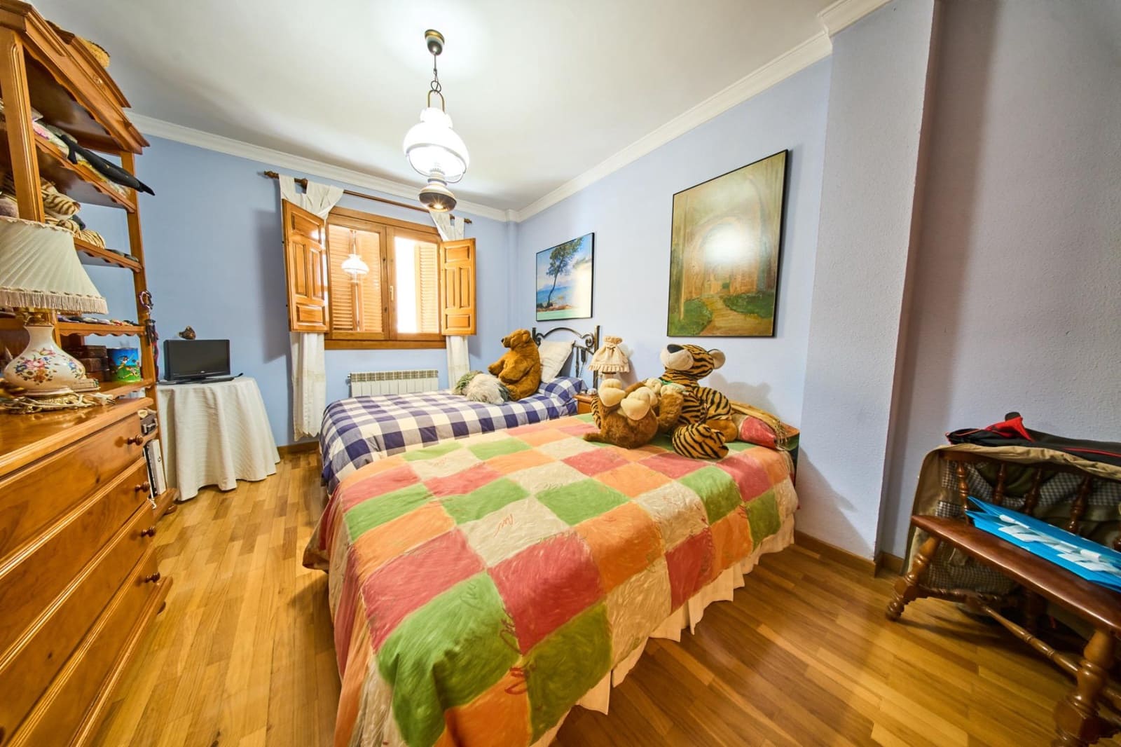 6 bedroom Villa for sale in Granada city with garage - € 1,100,000 (Ref: 9904169)