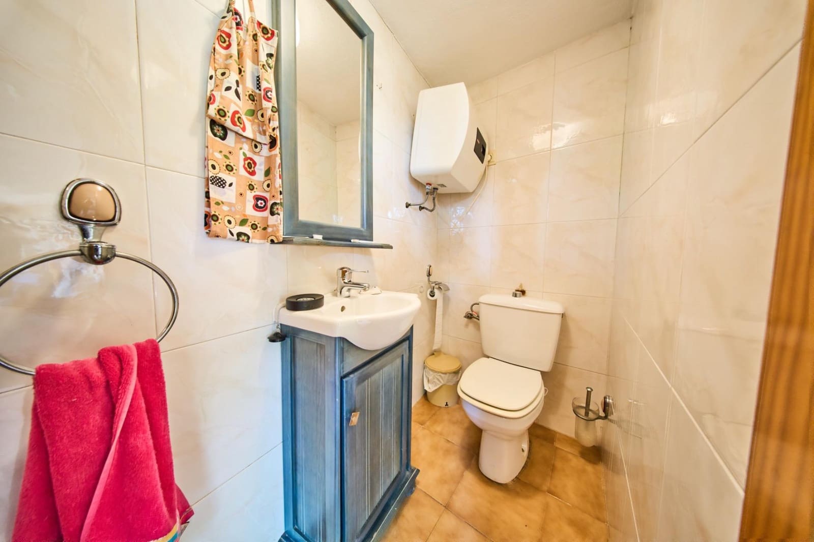 6 bedroom Villa for sale in Granada city with garage - € 1,100,000 (Ref: 9904169)