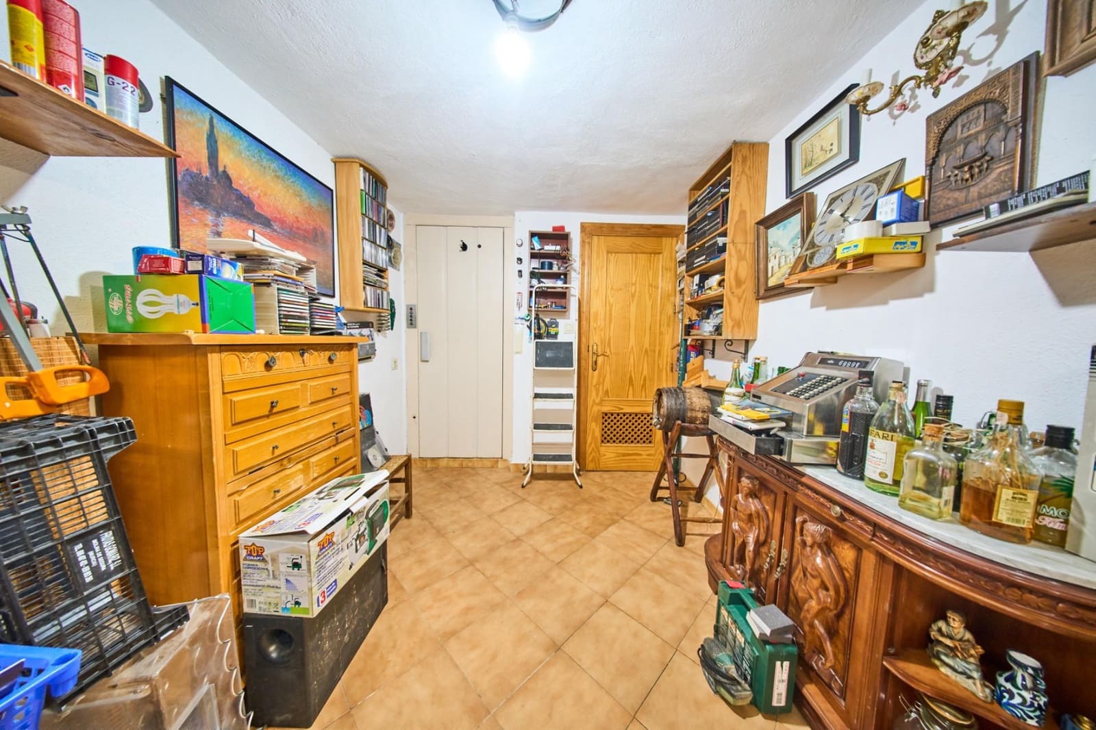 6 bedroom Villa for sale in Granada city with garage - € 1,100,000 (Ref: 9904169)