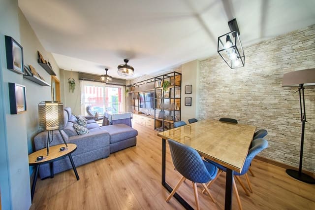 5 quarto Moradia em Banda para venda em Ogíjares com piscina garagem - 315 000 € (Ref: 9908163)