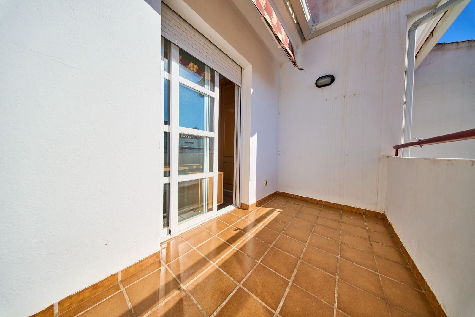 5 quarto Moradia em Banda para venda em Ogijares com piscina garagem - 315 000 € (Ref: 9908163)