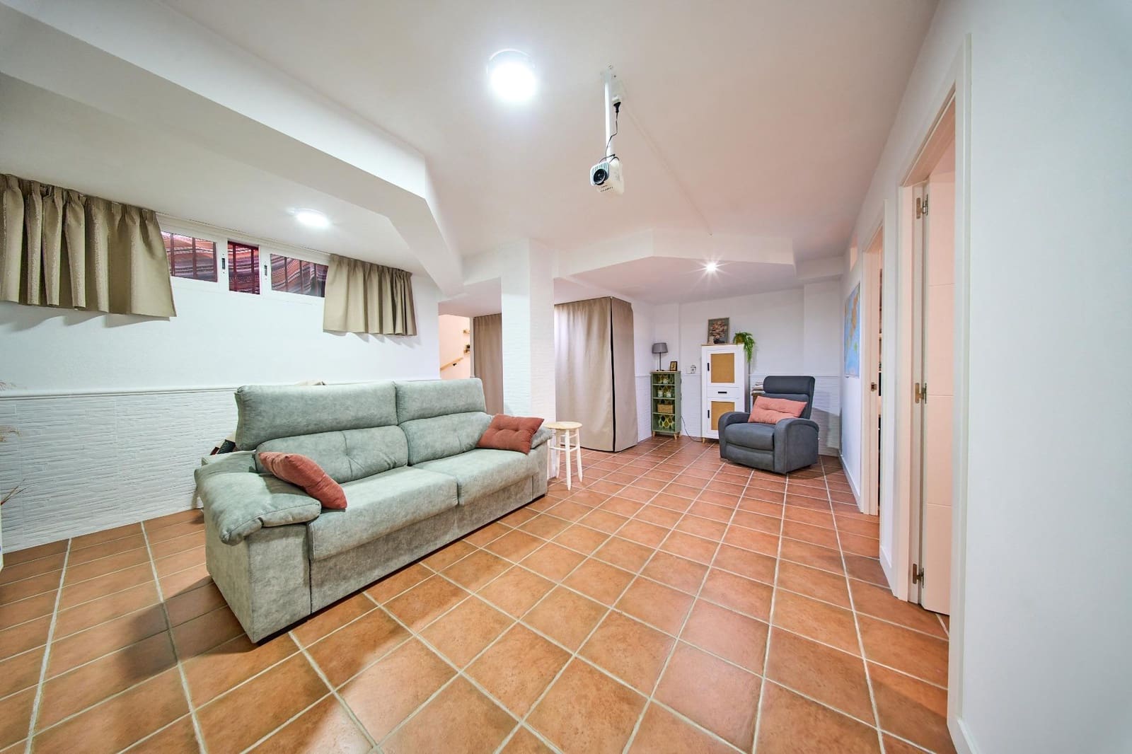 5 quarto Moradia em Banda para venda em Ogijares com piscina garagem - 315 000 € (Ref: 9908163)