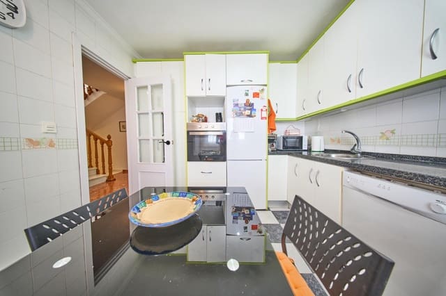 4 chambre Villa/Maison Mitoyenne à vendre à Orgiva avec piscine - 255 000 € (Ref: 9911233)