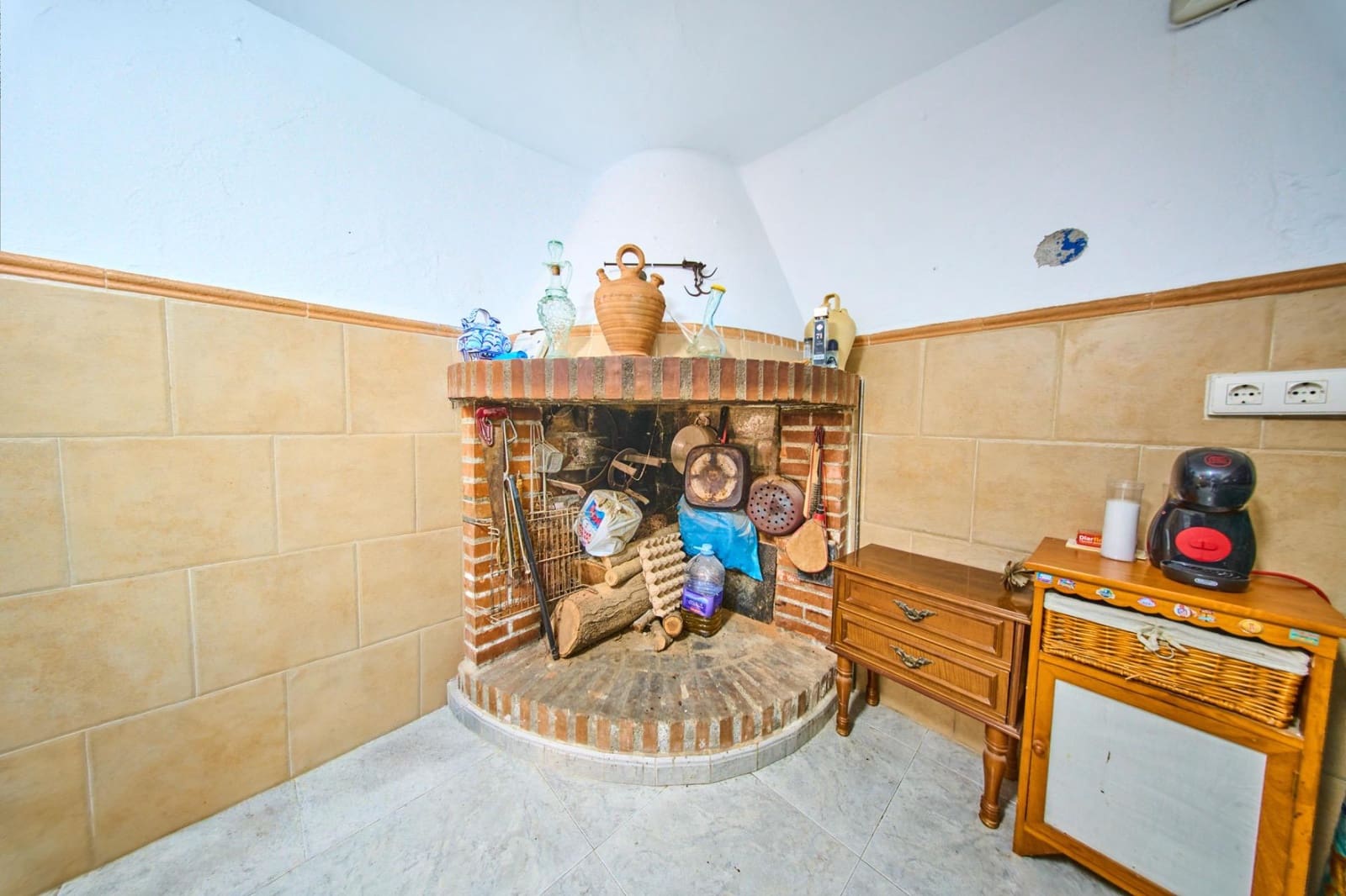 2 bedroom Villa for sale in Orgiva - € 79,000 (Ref: 9911239)