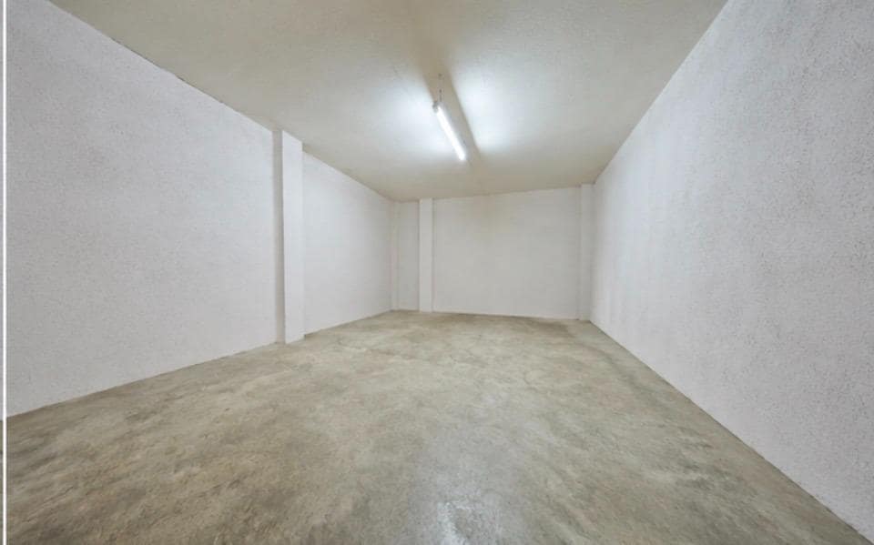 3 Zimmer Doppelhaus zu verkaufen in Baza mit Garage - 170.000 € (Ref: 9911240)