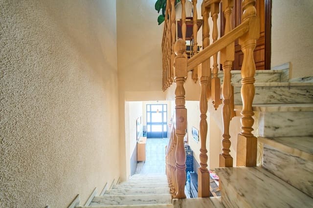 3 Zimmer Doppelhaus zu verkaufen in Baza - 170.000 € (Ref: 9911240)