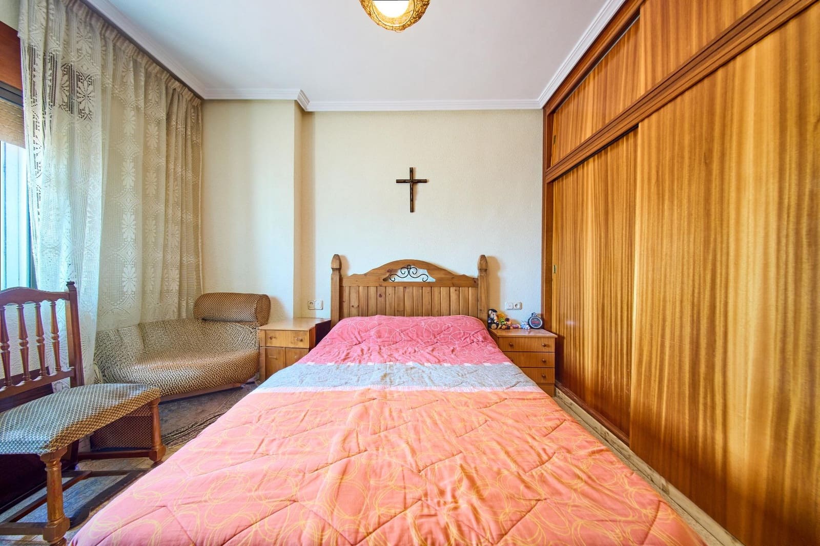 3 Zimmer Doppelhaus zu verkaufen in Baza mit Garage - 170.000 € (Ref: 9911240)