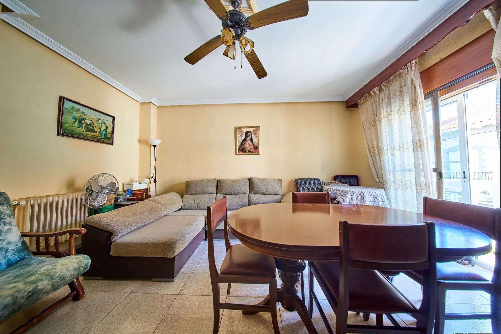 3 Zimmer Doppelhaus zu verkaufen in Baza mit Garage - 170.000 € (Ref: 9911240)