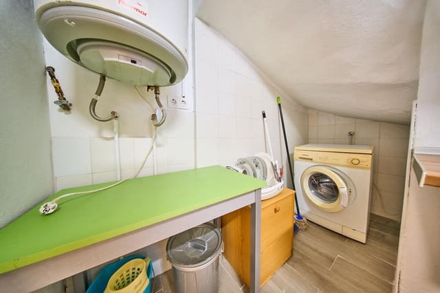 4 sovrum Radhus till salu i Sierra Nevada, Monachil - 360 000 € (Ref: 9913346)