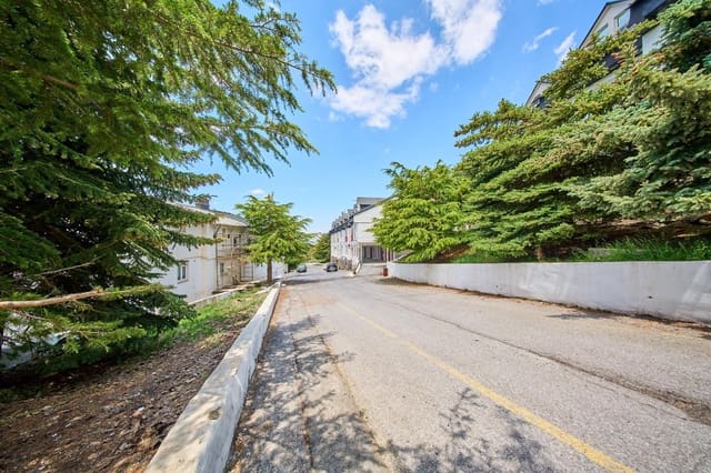 4 sovrum Radhus till salu i Sierra Nevada, Monachil - 360 000 € (Ref: 9913346)