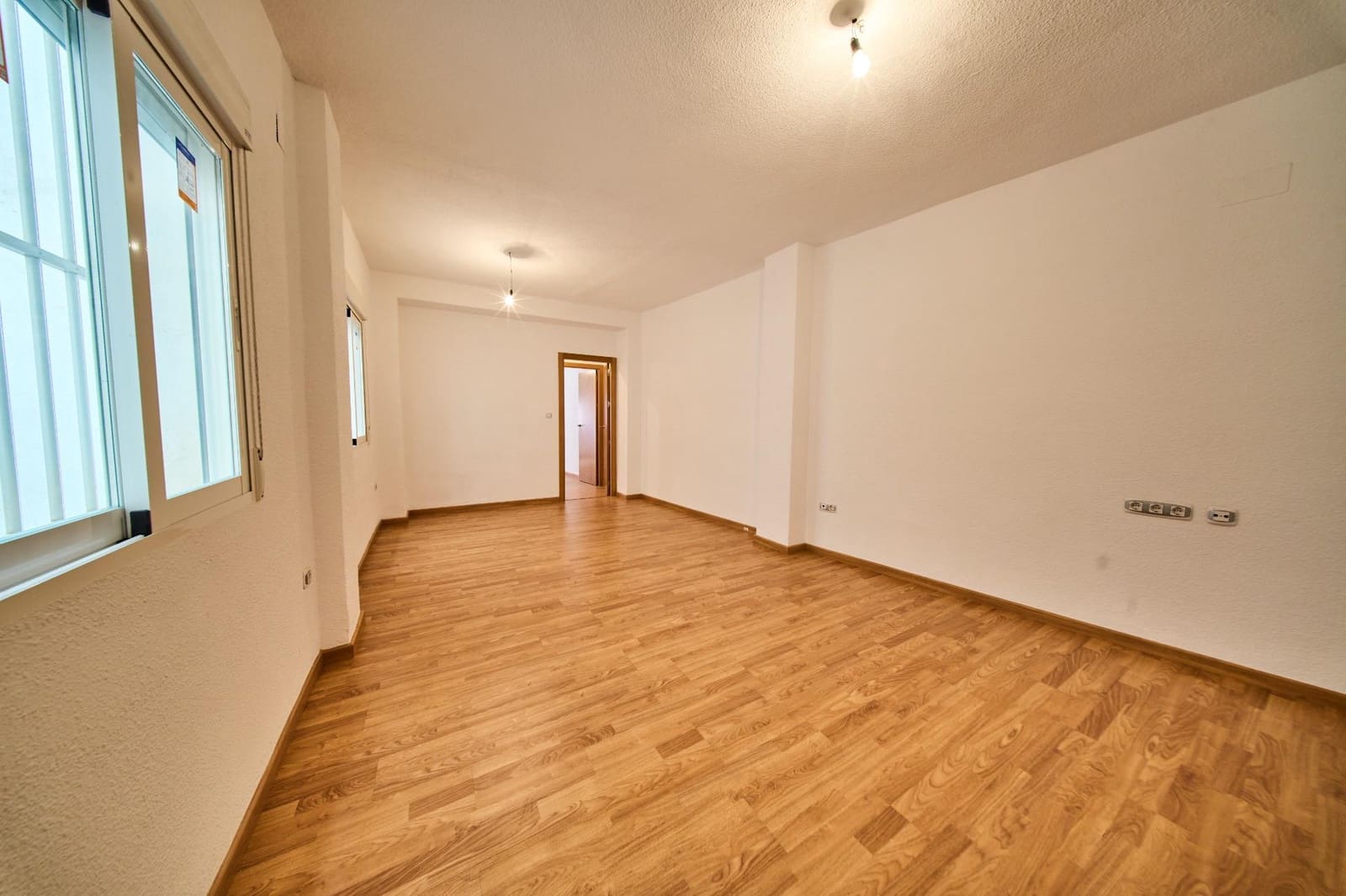 3 soverom Leilighet til salgs i Motril - € 175 000 (Ref: 9913347)