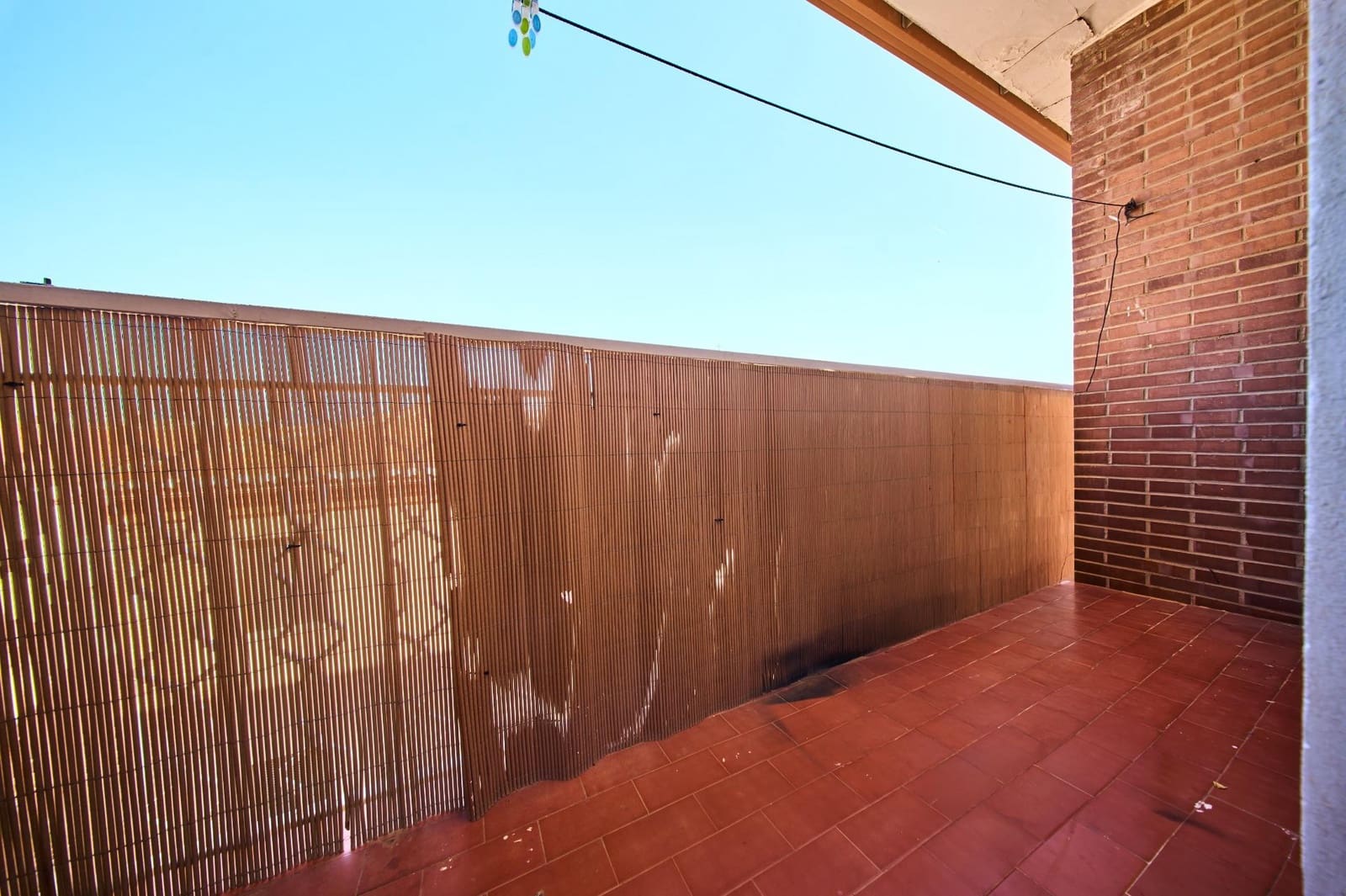 6 bedroom Flat for sale in Alhendin with garage - € 190,000 (Ref: 9913348)