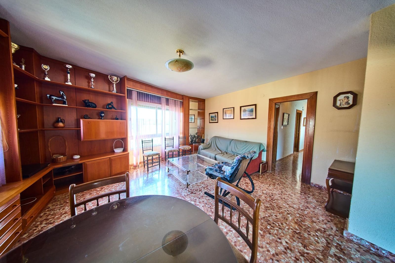 6 bedroom Flat for sale in Alhendin with garage - € 190,000 (Ref: 9913348)